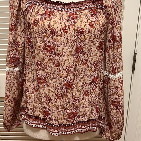 58. June & Hudson Bohemian Print Peasant Style Blouse - Picture 6 of 16
